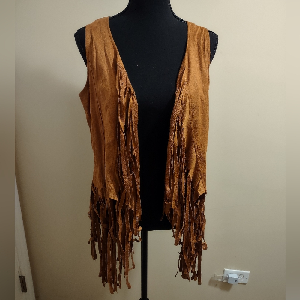 Brown Fringe Vest - Picture 2 of 14